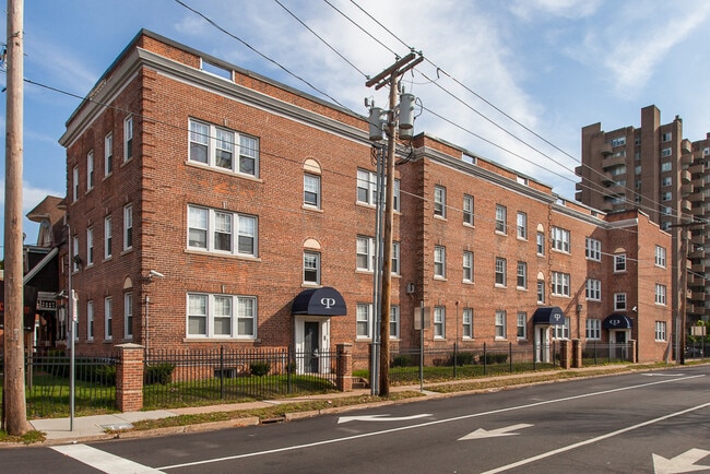 Photo - 17 Howe Street