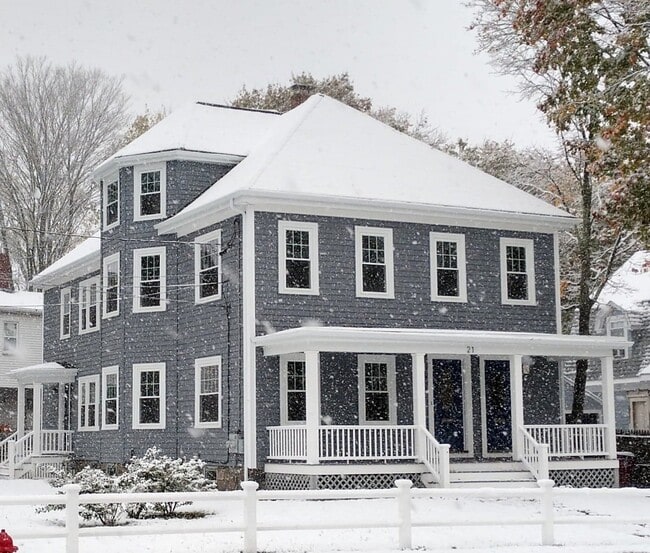 Photo - 21 Courtland St