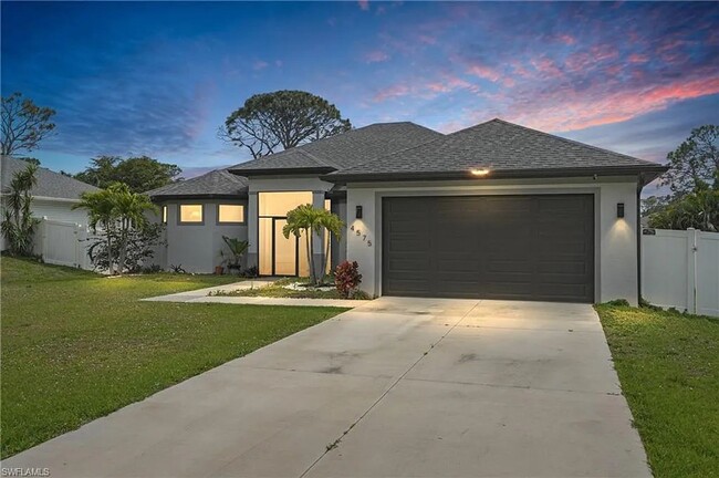 Spacious 4 Bedroom, 3 Bath Single-Family H... - Spacious 4 Bedroom, 3 Bath Single-Family H... Casa