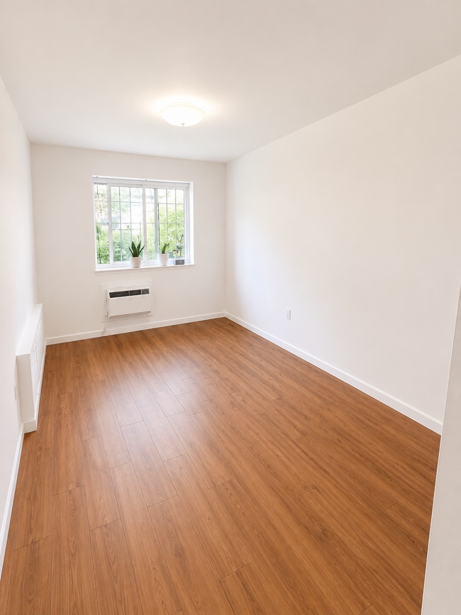 Photo - 6112 71st St Unit Apartment #1