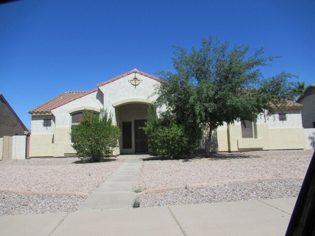 Building Photo - 4 Bedroom Home in Gilbert