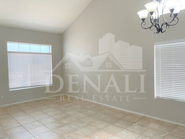 8535 W Vogel Ave