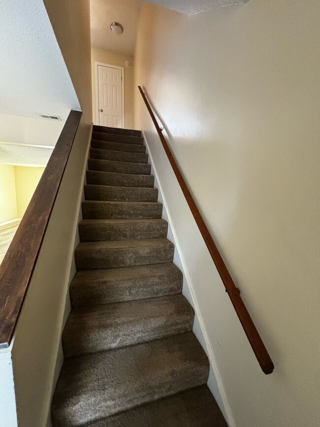 Photo - 727 S Main St