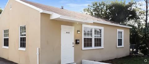 Building Photo - 4610 Pinewood Ave Rental