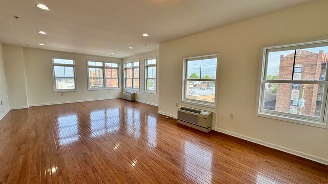 Building Photo - 9252 John F. Kennedy Blvd Unit 406