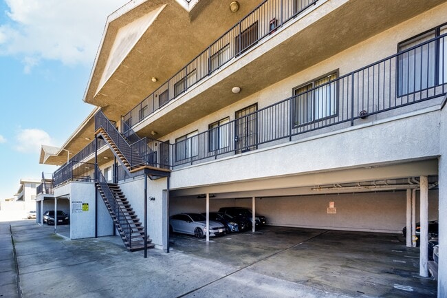 Building Photo - Greystone Rental