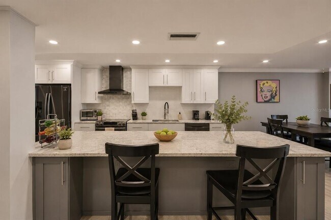 Photo - 7037 Sunset Dr S Unidad 606