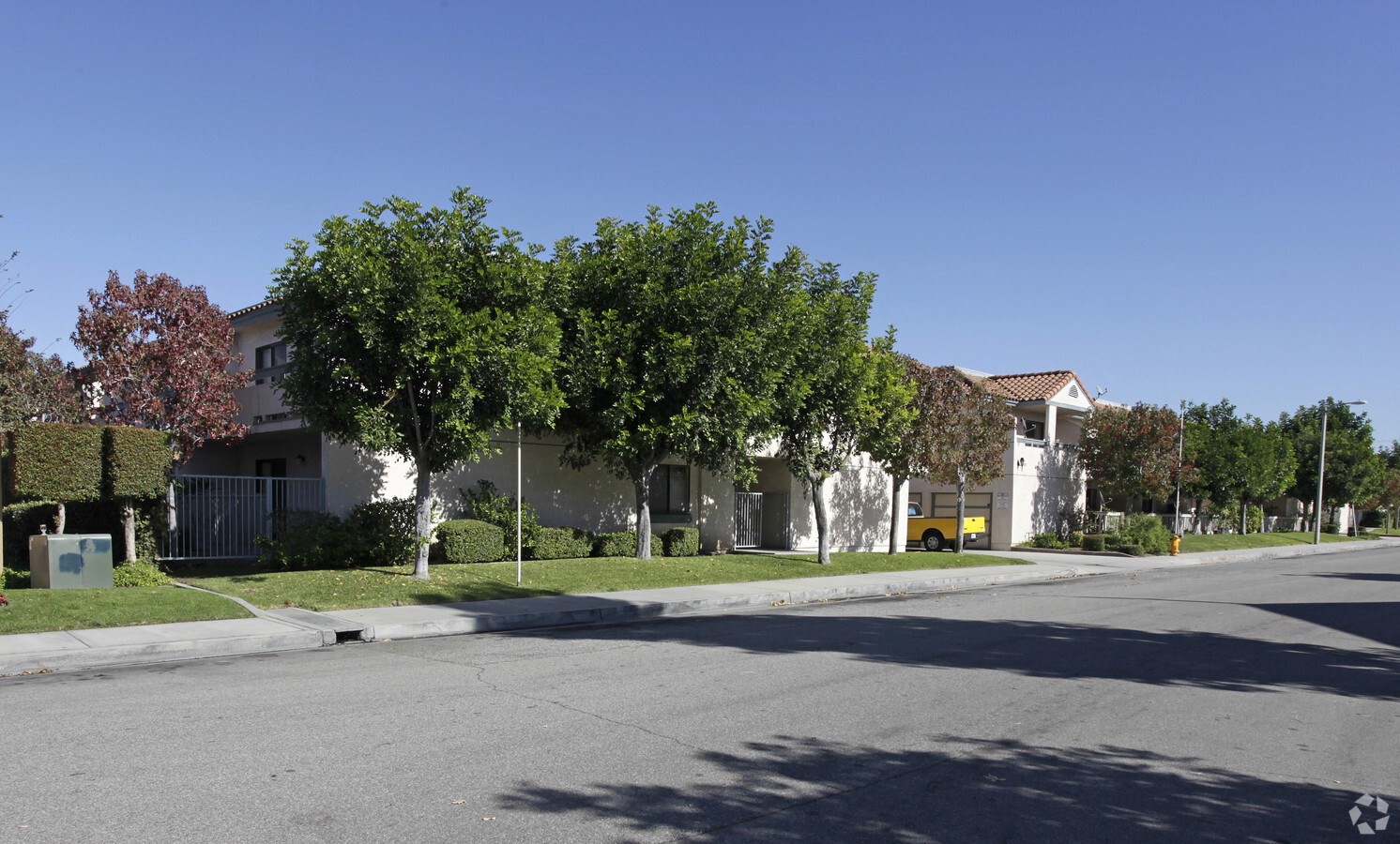 Pacific Garden Apartments - Pacific Garden Apartments