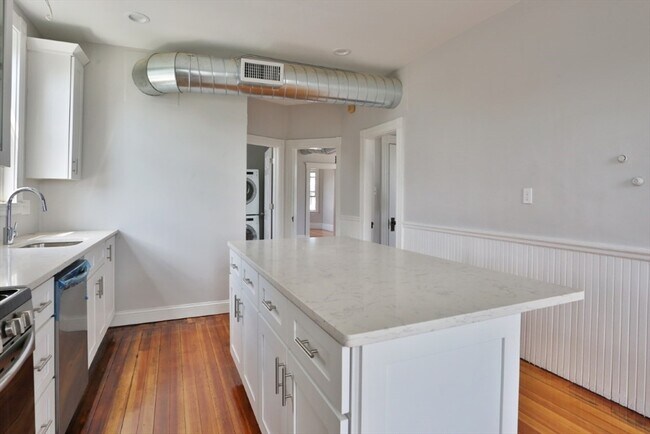 Photo - 73 Barnes Ave