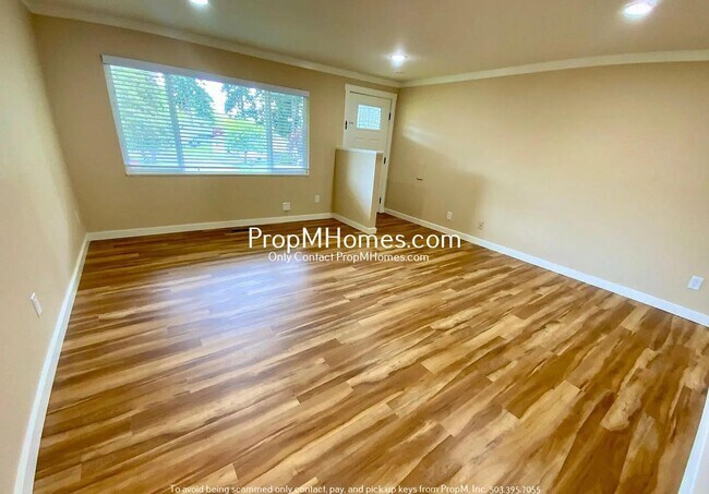 Photo - Updated Three Bedroom Home in South Hillsboro!