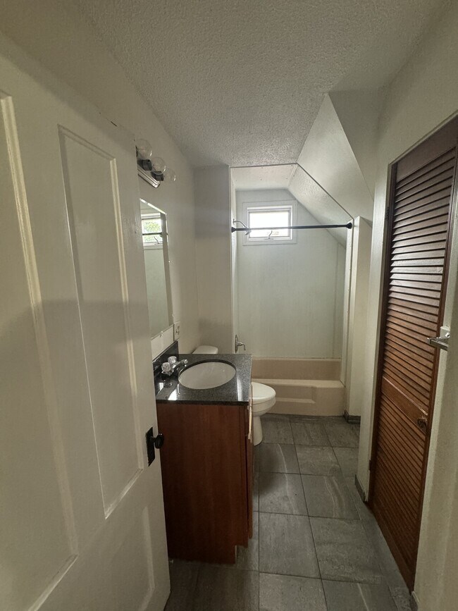 Photo - 238 Conant St Unit 3