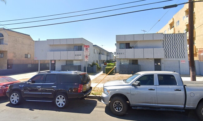 Building Photo - Cedros Rental