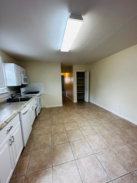 Photo - 203 Pineview Ave