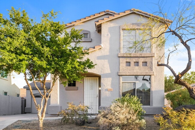 Building Photo - 7313 E Mills St