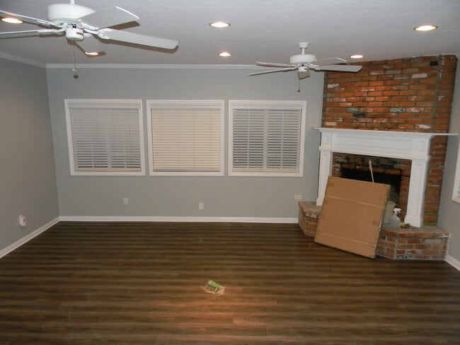 Photo - 1143 E Rose Ave