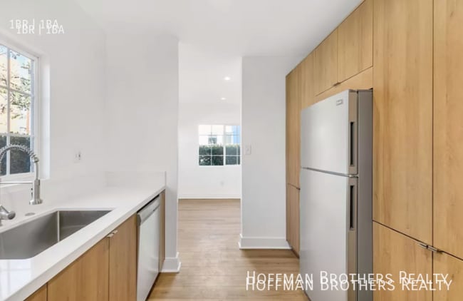 Photo - 5710 Fountain Ave Unidad 1/2