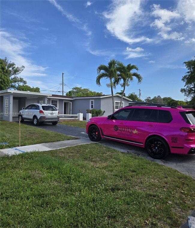 Photo - 611 SW 64th Way Casa