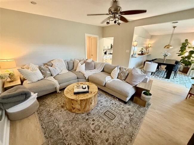 Photo - 2414 S 5th St