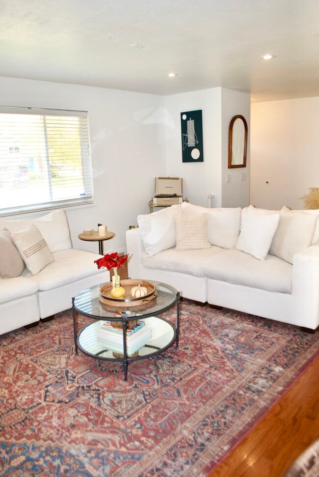 Photo - 2751 S Reed St