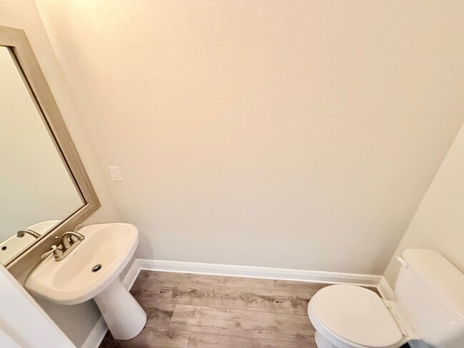 Photo - 3-Bedroom Townhome - Prime Pensacola Location