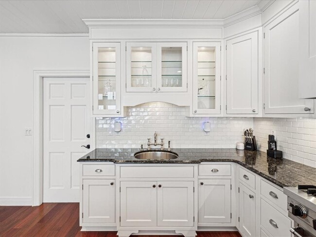 Photo - 450 22nd St
