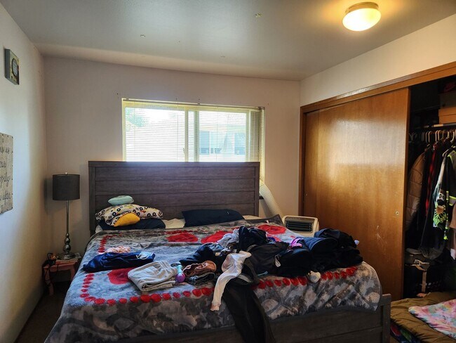 Photo - 2232-2234 Yew St Unit 2234