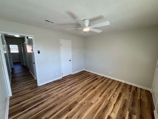 Photo - Available FOR RENT in Midland City, AL!!