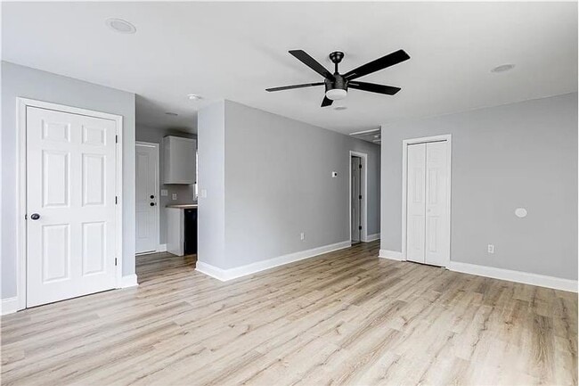 Photo - 1906 N 29th St
