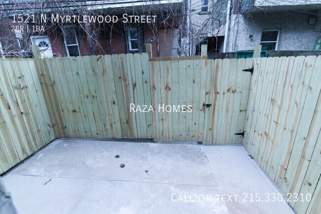 Photo - 1521 N Myrtlewood St