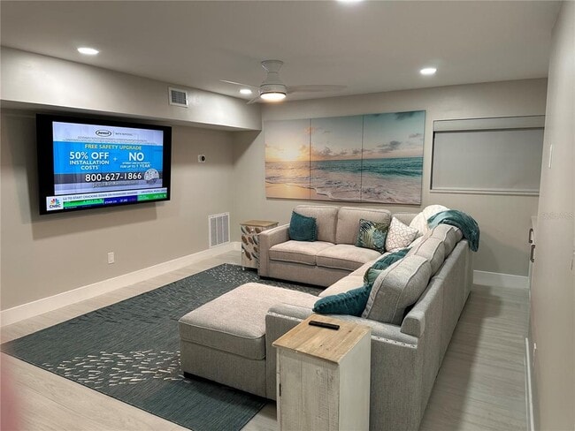 Photo - 745 Eldorado Ave