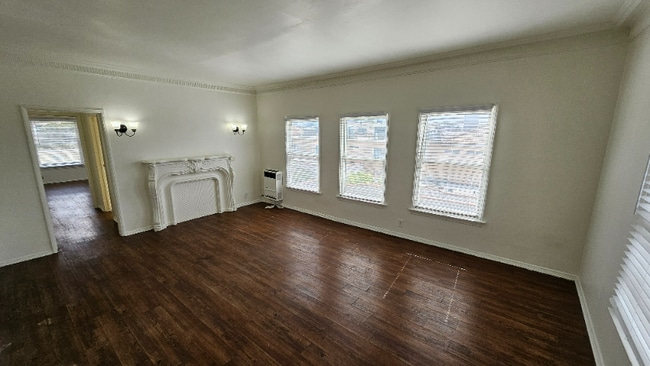 Photo - 432 N Ardmore Ave Unit 2