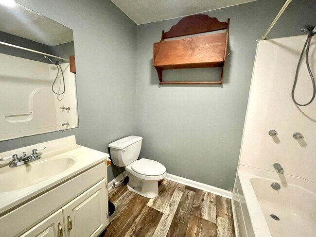 114 Pardue Ln
