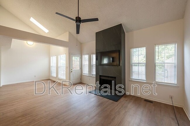 Photo - 2200 Goodwood Blvd SE
