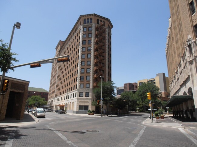 Building Photo - Granada Senior Homes Unit Studio
