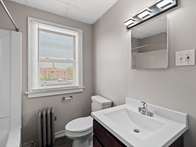 Maycourt Apartments