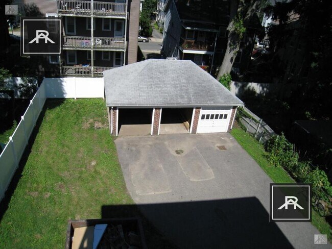 Photo - 3 bedroom in Brighton MA 02135 Unit 2