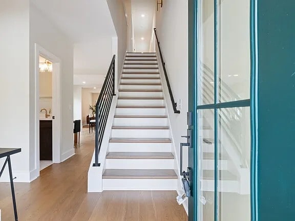 Photo - 2130 12th Ave N