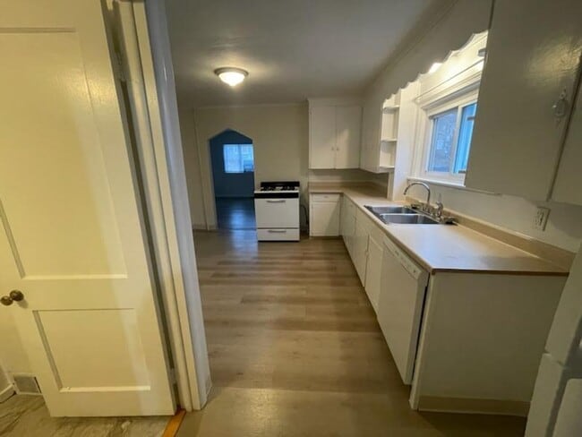 Photo - 231 Miles Ave Unit 233 Miles Avenue