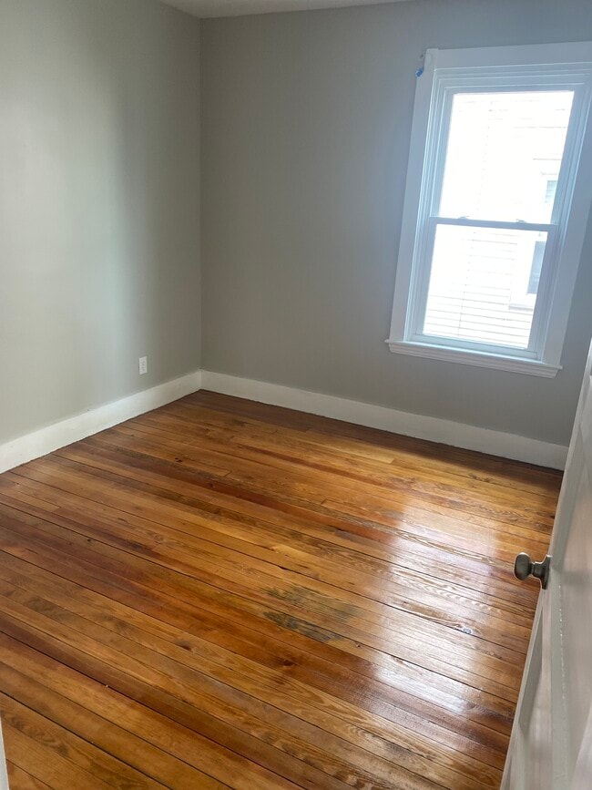 Photo - 30 Viall St Unidad Apt 1