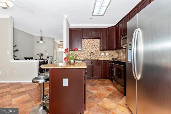 Photo - 9621 Athens Pl