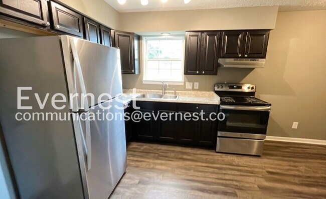 Photo - 3340 Roadrunner Trail