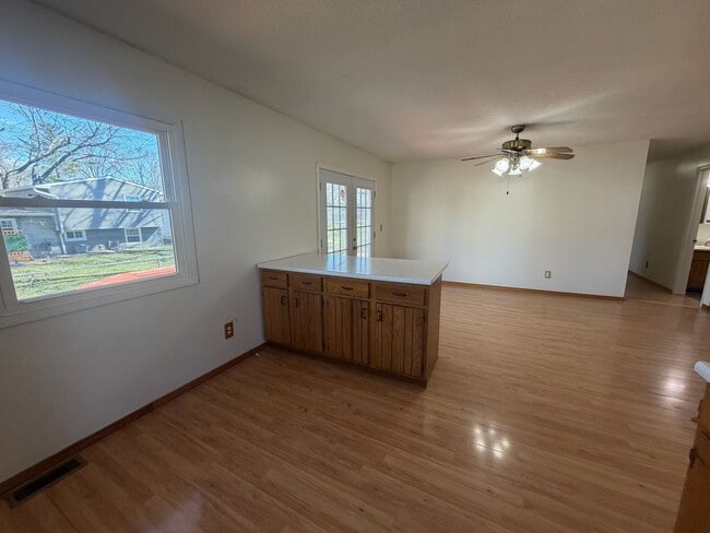 Photo - 2310 Blackthorn Dr