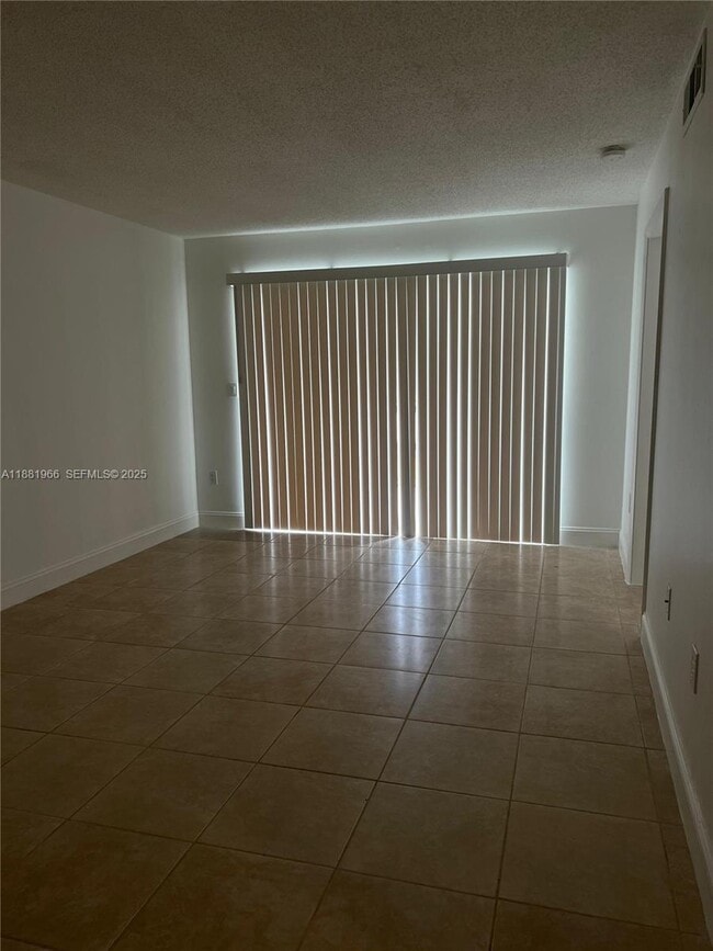 Building Photo - 15241 SW 80th St Unit 104