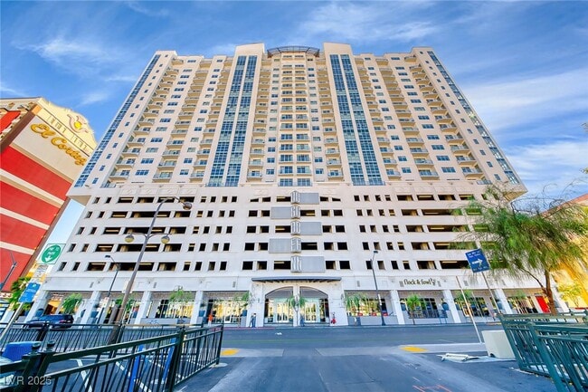 Building Photo - 150 S Las Vegas Blvd Unit 1115 Rental