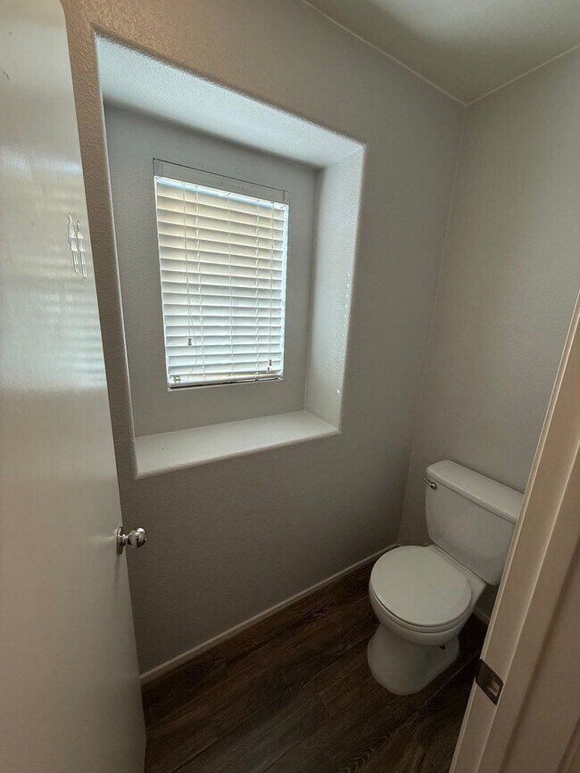 Photo - Move-In Ready 2BR / 2.5BA Condo for Rent – Villas Serena Unidad 123