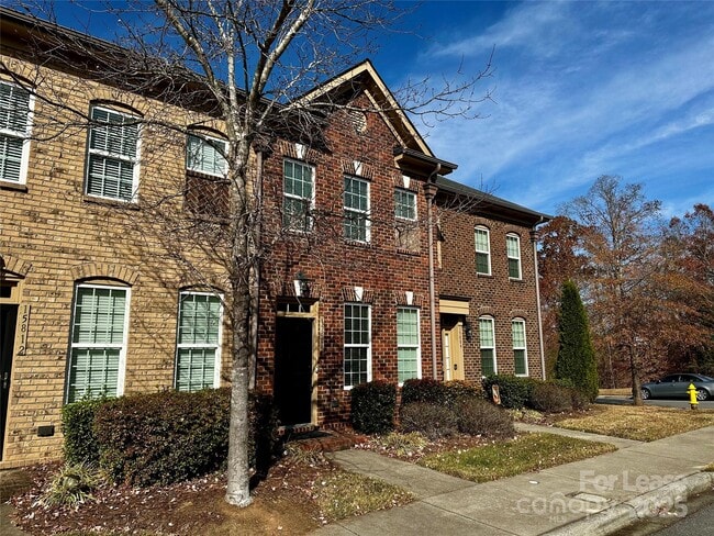 Photo - 15808 Sharon Dale Dr