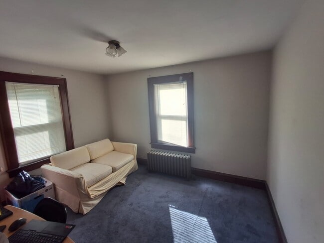 Building Photo - 2446 Dimmick Ave Unit 2446 Dimmick Avenue apt 2