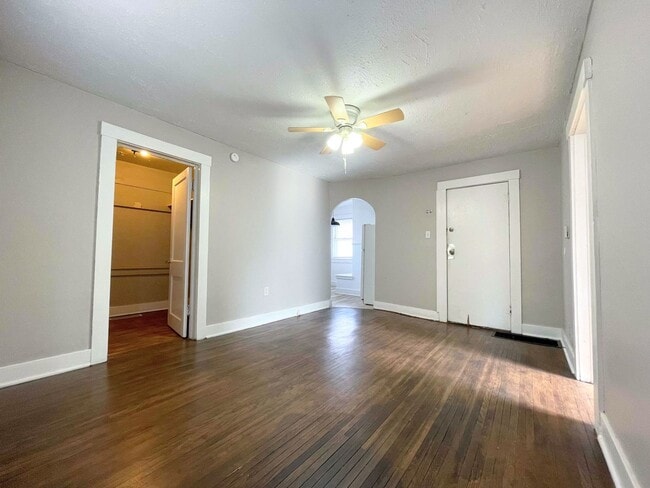 Photo - 112 N Plum St Unidad #1