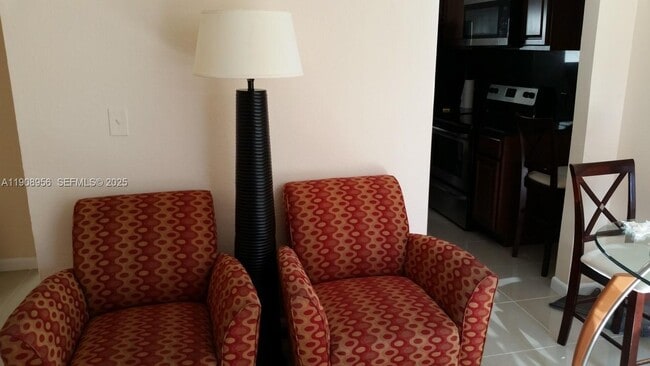 Photo - 1719 Lincoln St Unit 2 All Utilities Included