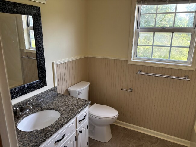 Photo - 523 Woods Dr Unidad A